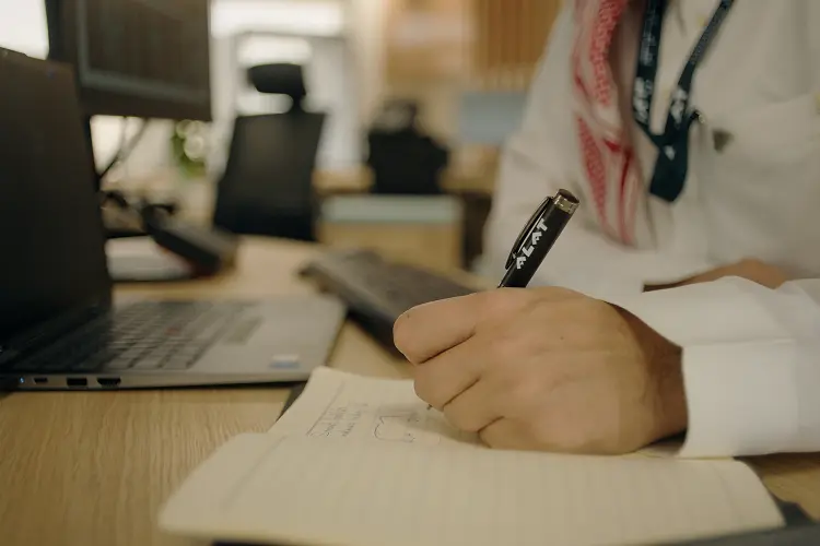 Intro_Banner_Component_main_image